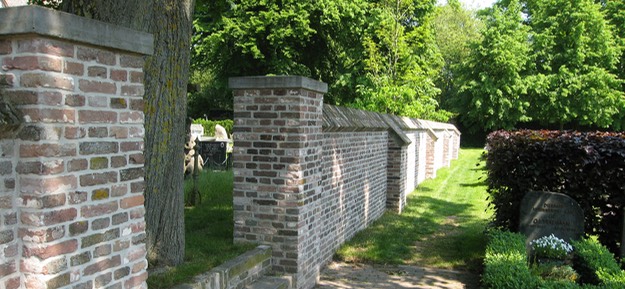 gerestaureerd muurgedeelte